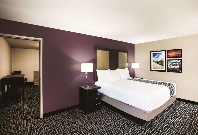 فندق La Quinta By Wyndham Walker   Denham Springs