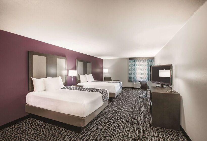 فندق La Quinta By Wyndham Walker   Denham Springs