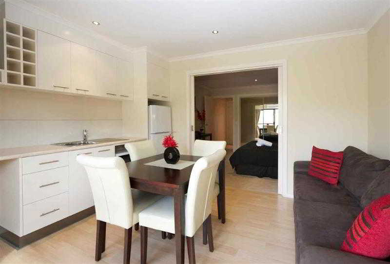 هتل Lake Hume Resort