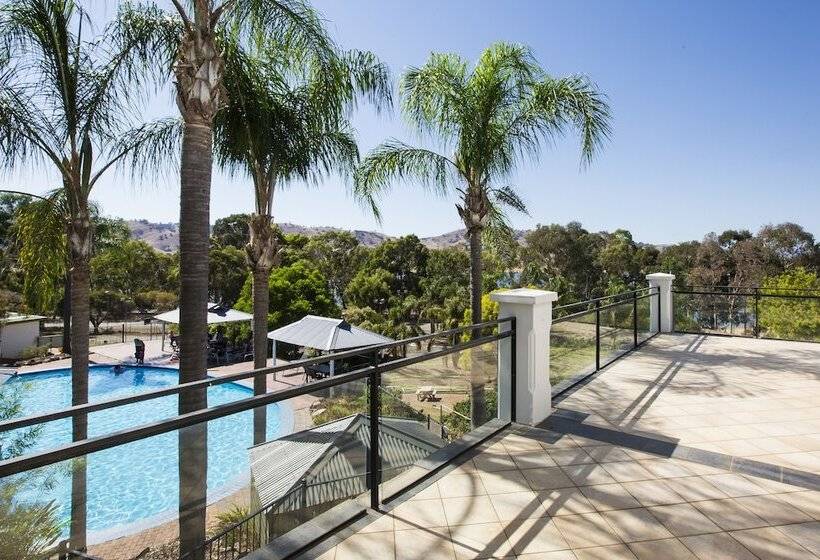 هتل Lake Hume Resort