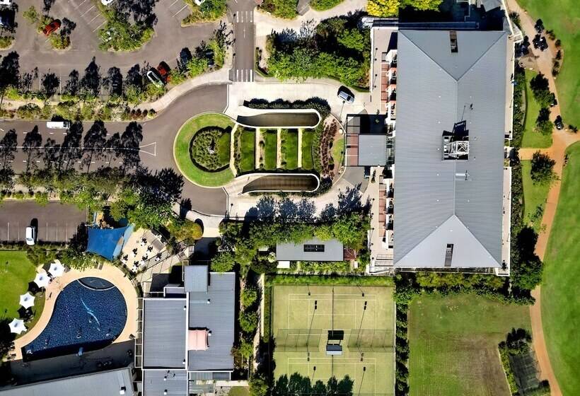 בית מלון כפרי Mercure Kooindah Waters Central Coast