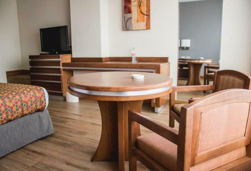 Отель Mirage   Centro Histórico De Querétaro