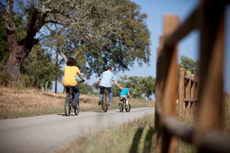 ホテル Monte Do Giestal  Casas De Campo & Spa