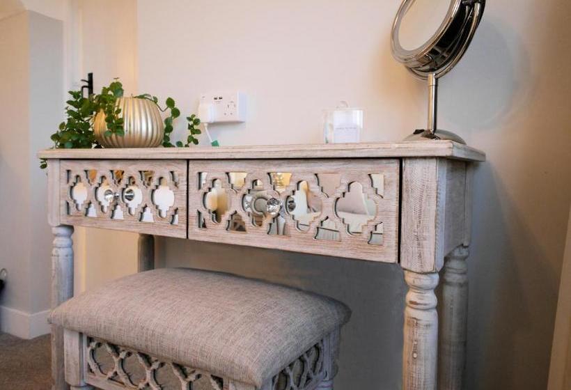 هتل No.42 Kegworth House