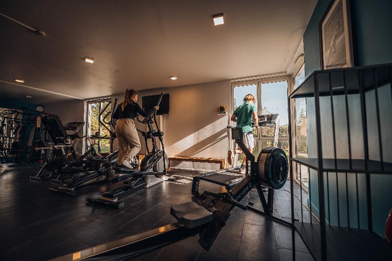 Отель Cowool Cergy