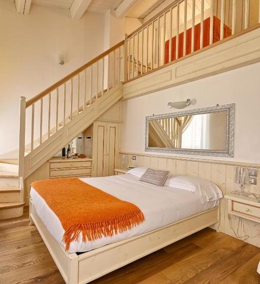 Hotel Palazzo Trevi Charming House