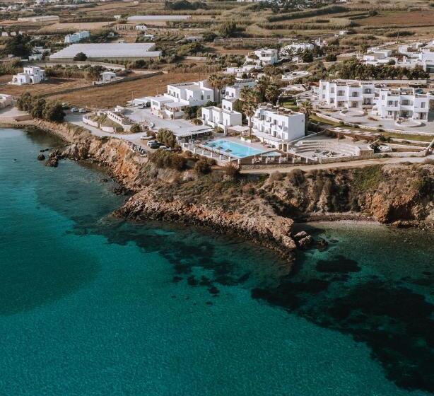 هتل Paros Bay