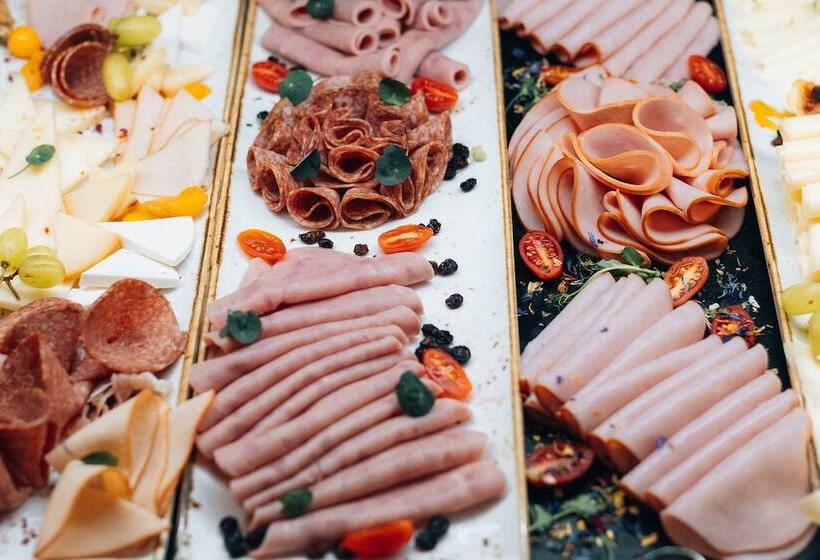 My Way Hotel & Events