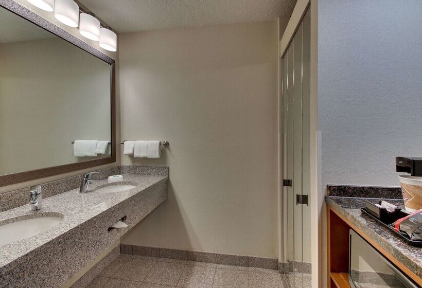 فندق Pear Tree Inn St Louis Airport