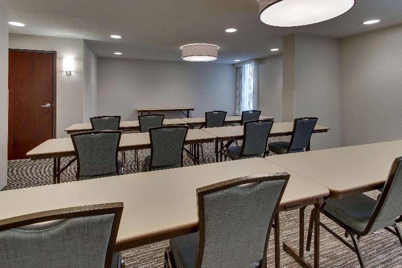 فندق Pear Tree Inn St Louis Airport