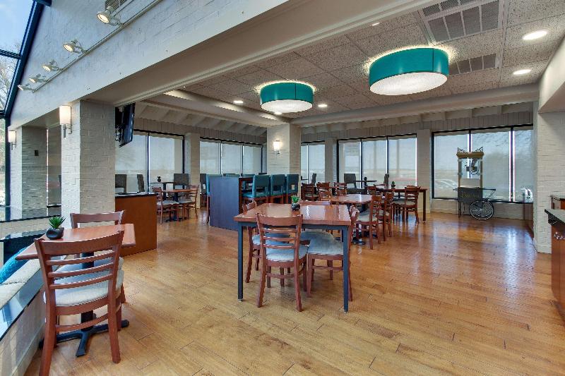 فندق Pear Tree Inn St Louis Airport