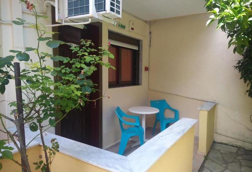 בית מלון כפרי Pelli