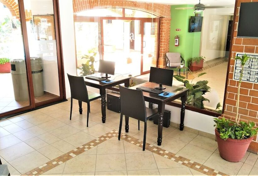 호텔 Colonial Playa Del Carmen