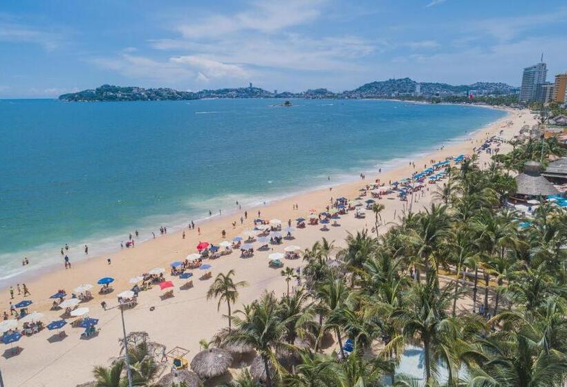 בית מלון כפרי Playa Suites Acapulco