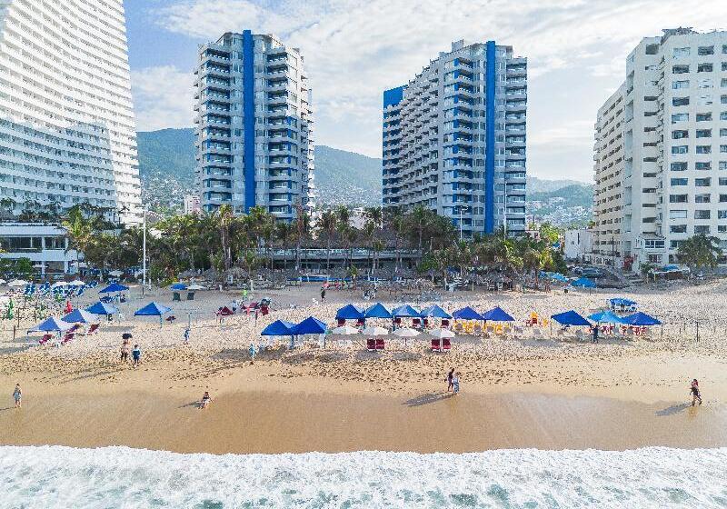 בית מלון כפרי Playa Suites Acapulco