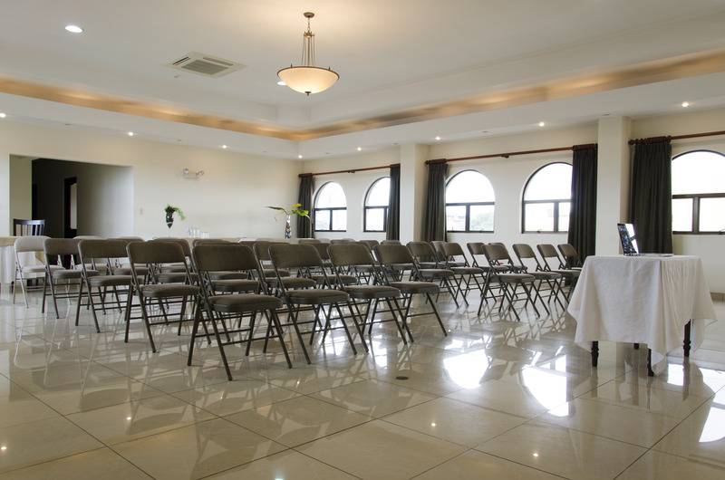 Отель Plaza Real Suites & Apartments San Jose