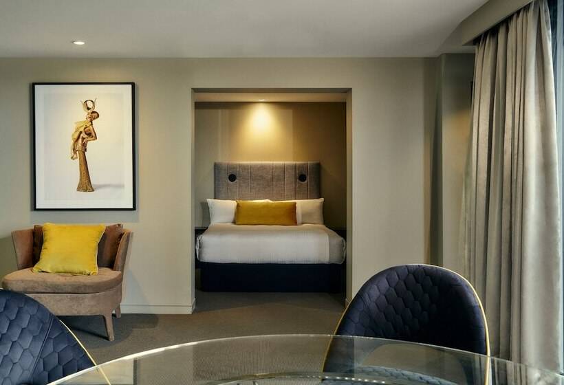 Отель The Kinson