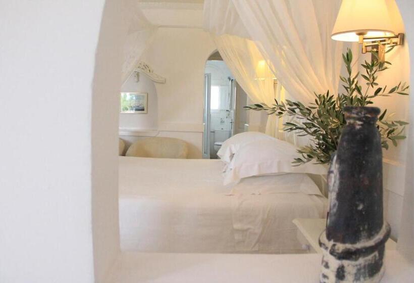 Отель Porto Scoutari Romantic