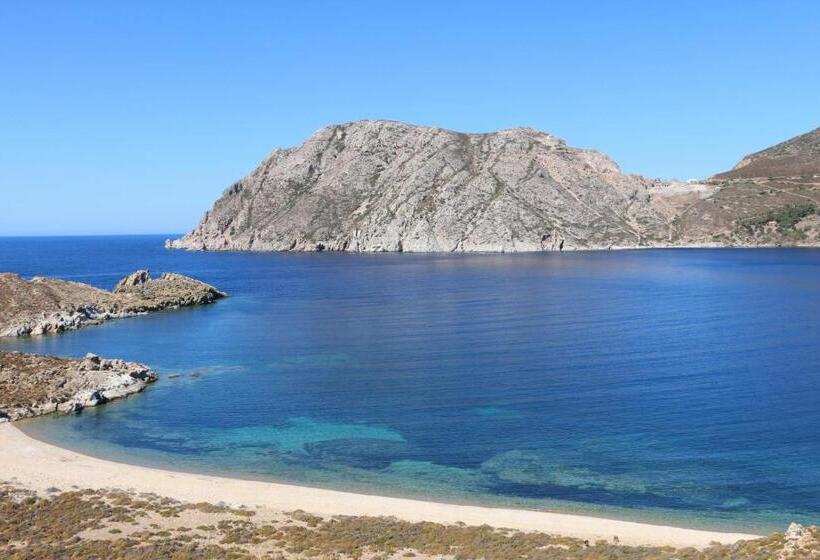 Отель Porto Scoutari Romantic