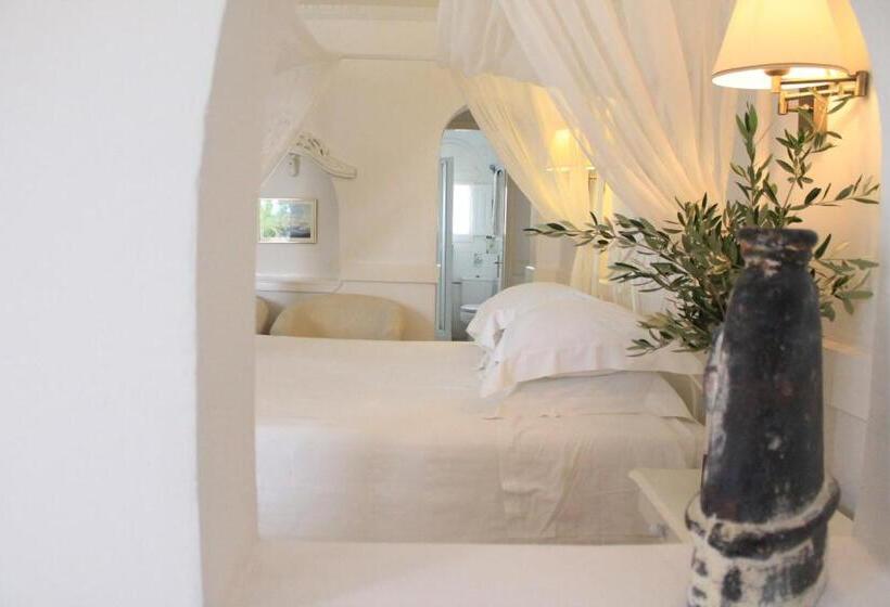 Отель Porto Scoutari Romantic