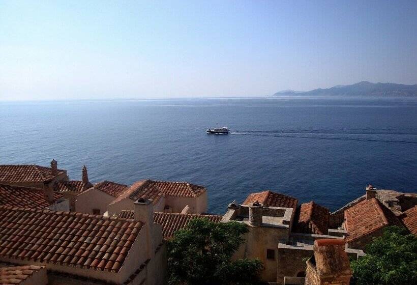 בית מלון כפרי Pramataris