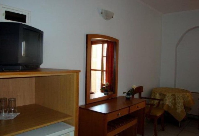 בית מלון כפרי Pramataris