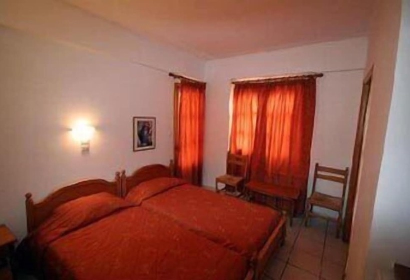 בית מלון כפרי Pramataris