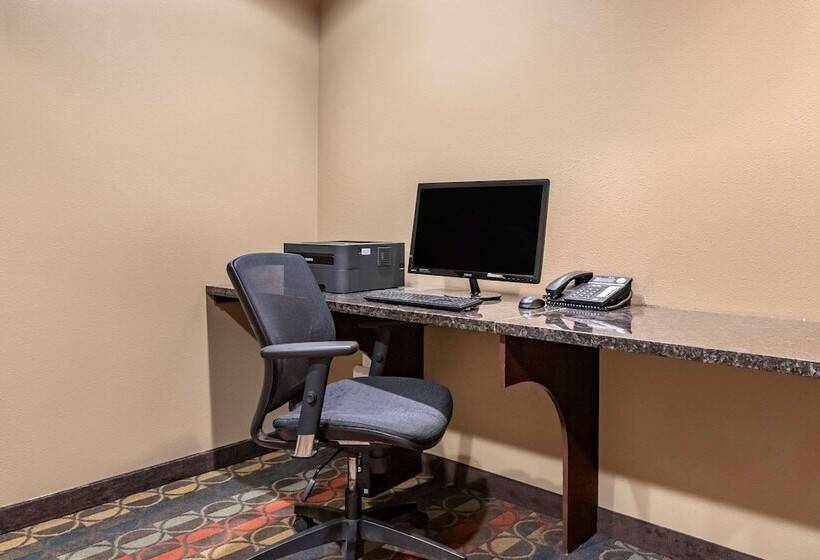 فندق Quality Inn & Suites