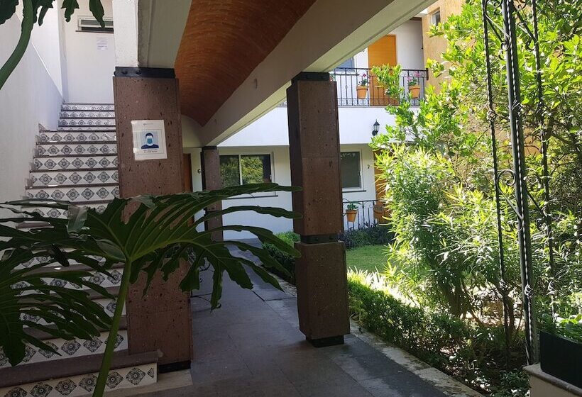 Отель Quinta Lucca