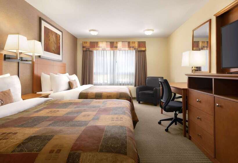 בית מלון כפרי Ramada By Wyndham Drayton Valley