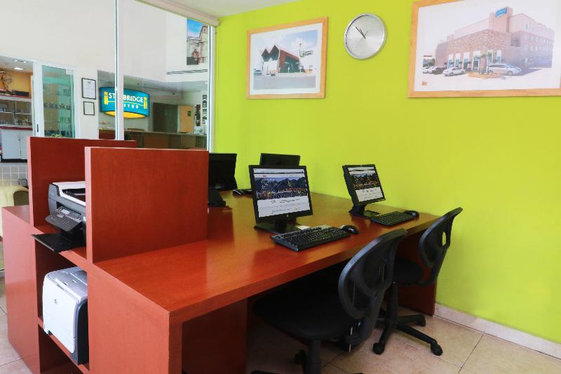 Отель Staybridge Suites Queretaro, An Ihg