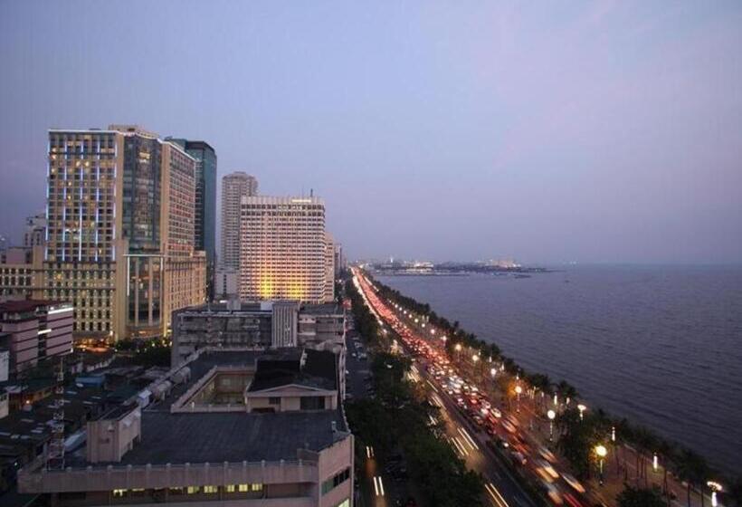 هتل Sunny Bay Suites