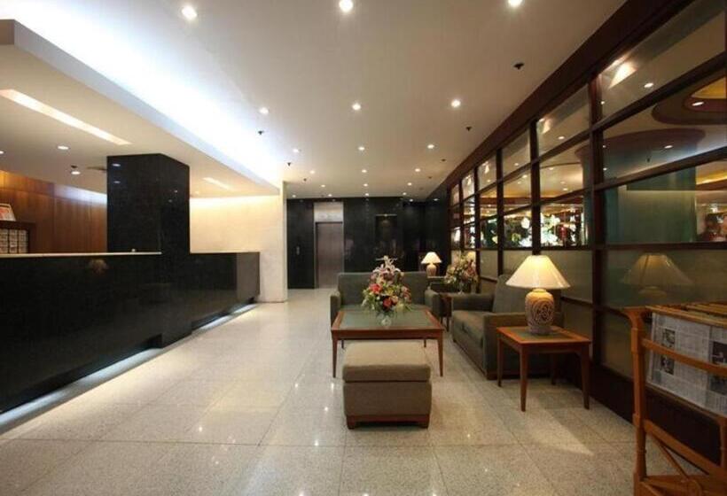 هتل Sunny Bay Suites