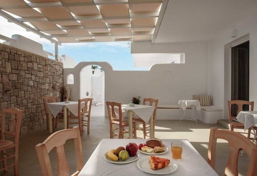 Отель Tania Milos