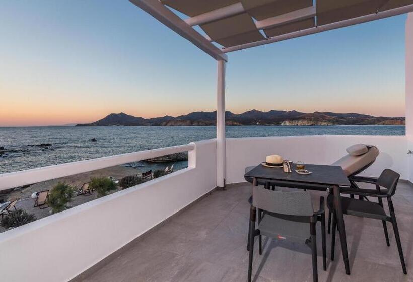 Отель Tania Milos