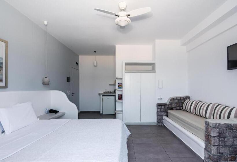 Отель Tania Milos