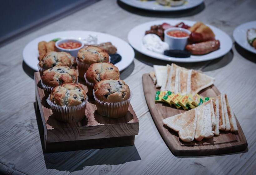 Thames Riviera Hotel, Sure Hotel Collection By Best Western