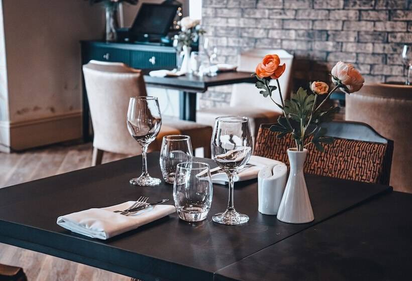 Thames Riviera Hotel, Sure Hotel Collection By Best Western