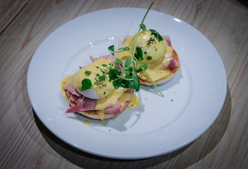 Thames Riviera Hotel, Sure Hotel Collection By Best Western