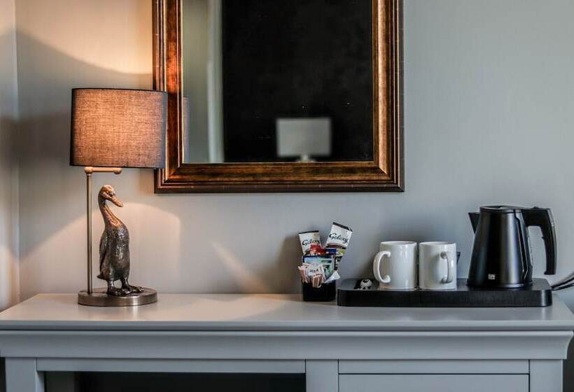 Thames Riviera Hotel, Sure Hotel Collection By Best Western