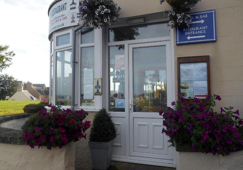 Отель The Bandstand