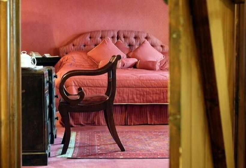 בית מלון כפרי Bear Crickhowell