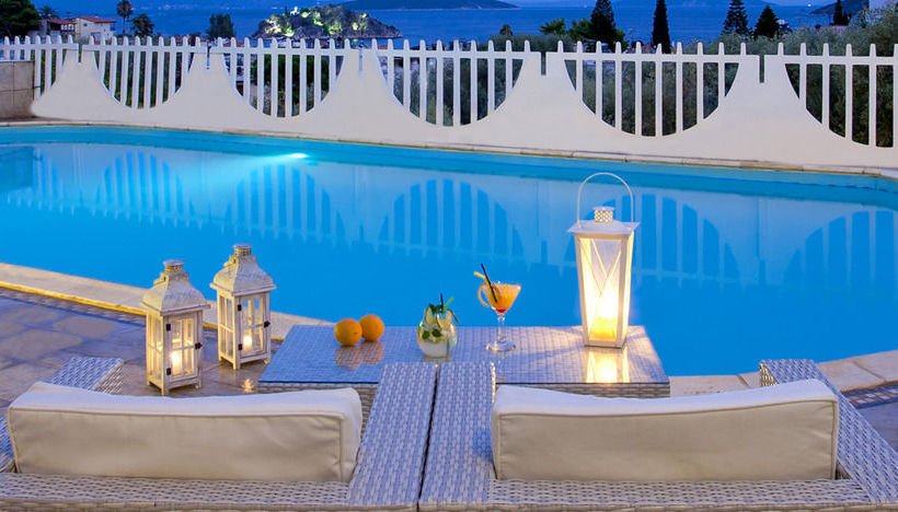 Viaros Hotel Apartments