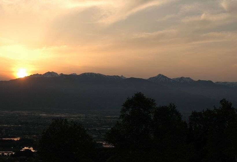 هتل Yakushidaira Akanejyuku