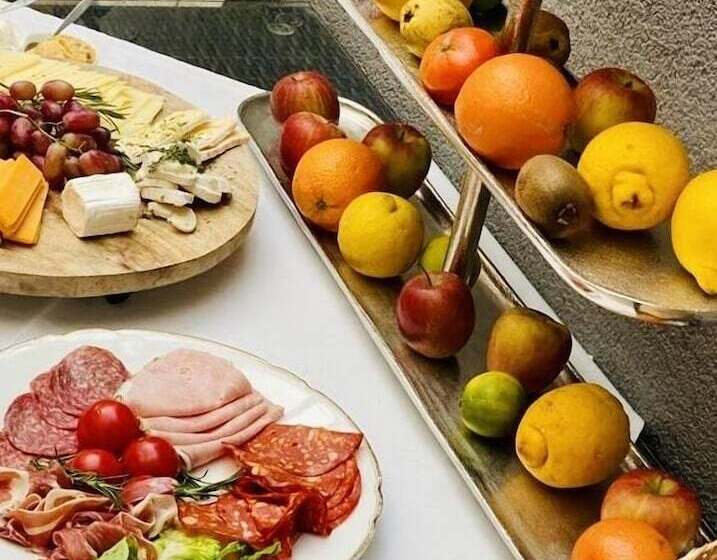 Отель Bärliner