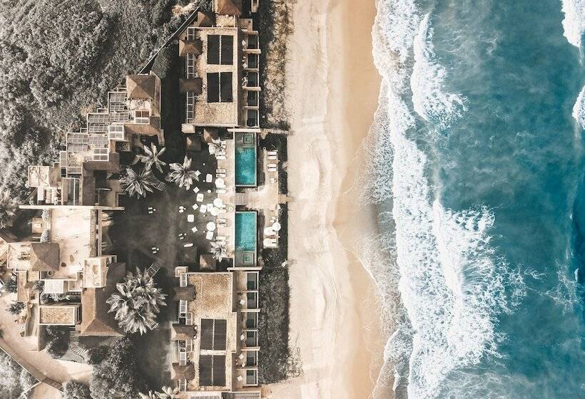 Kenoa Exclusive Beach Spa & Resort