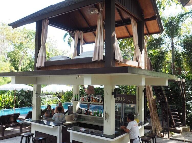 Lima Bella Resort