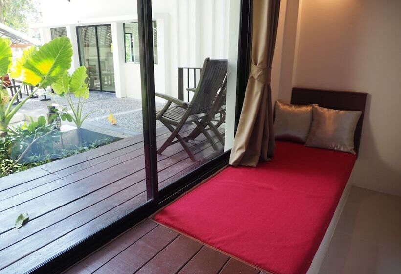 Lima Bella Resort