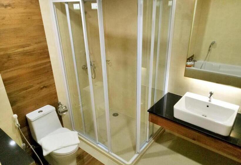 酒店 Mayflower Grande