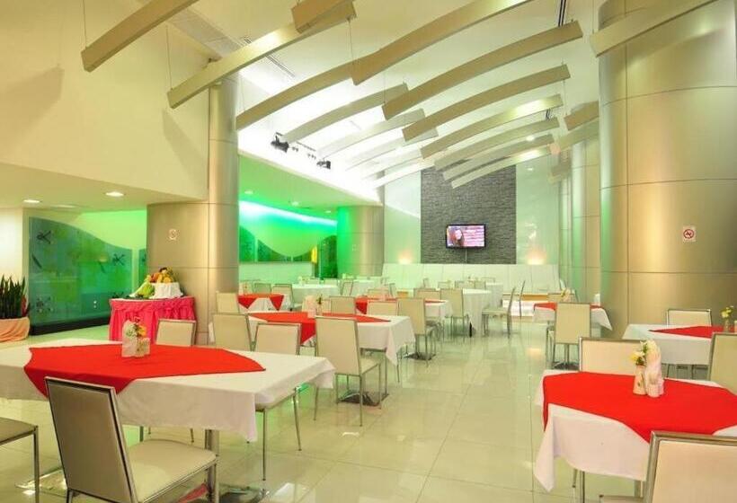 酒店 Mayflower Grande